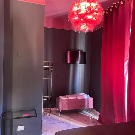 Lh Guest House